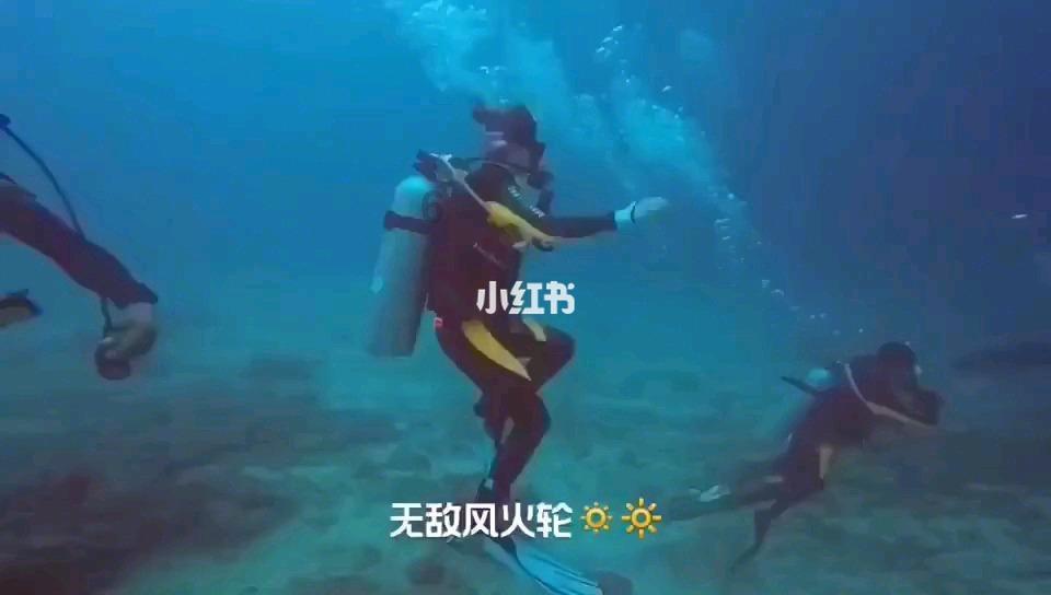 东方卫视《开播！情景喜剧》开播，李成儒在这档节目中与往前有何不同？游戏画面