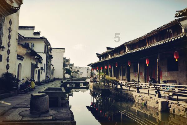 为什么微信显示转账退还已退还到银行卡里，但是银行卡里没有钱？